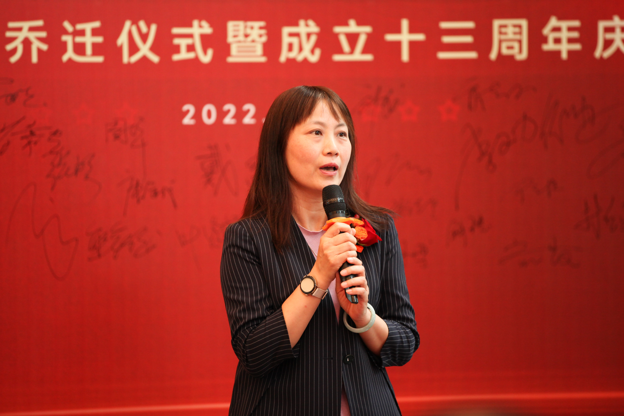 c0e7e1e19776d2a091f6e7553021f8a3.jpg c0e7e1e19776d2a091f6e7553021f8a3.jpg